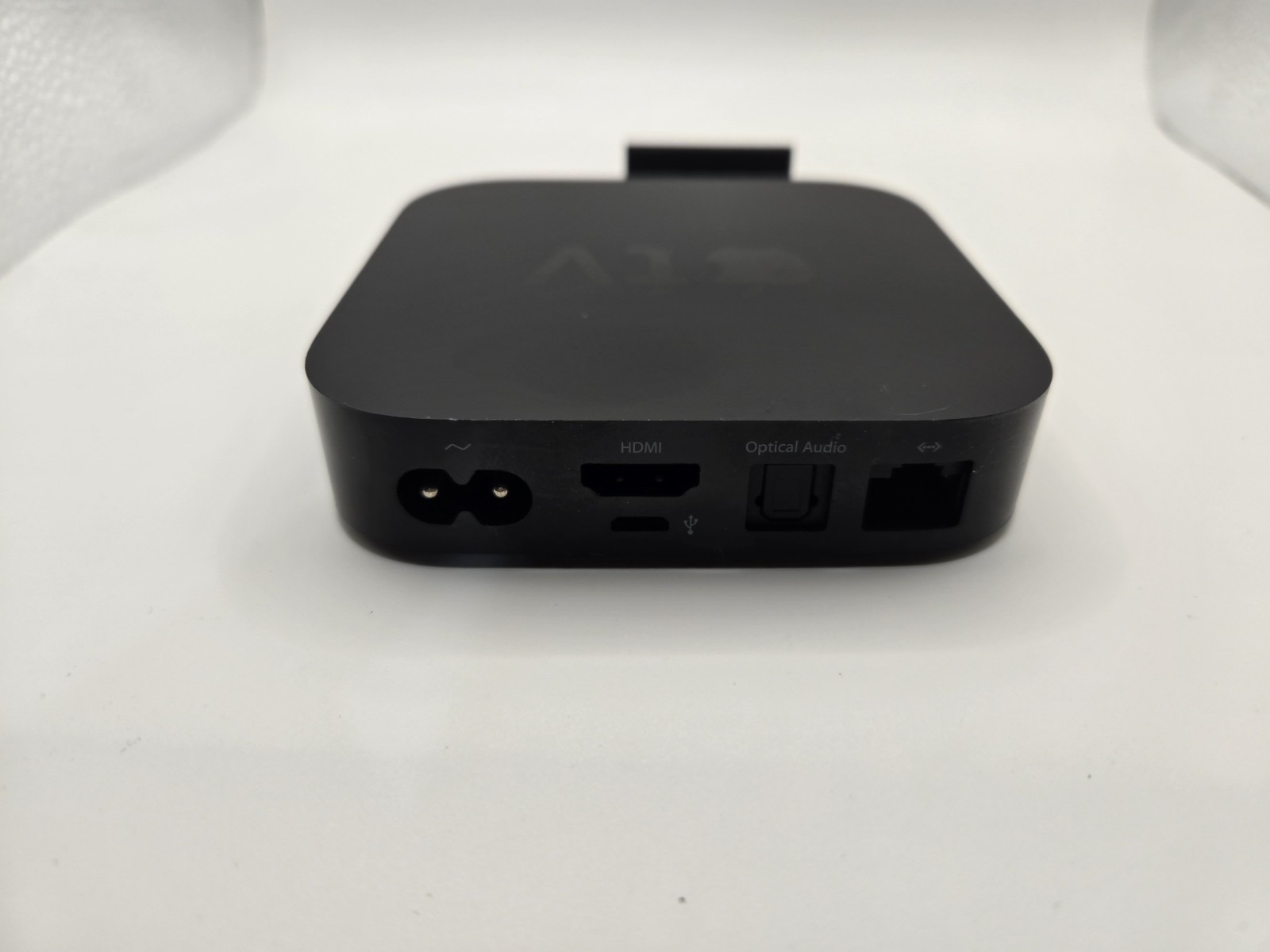 Apple TV (3rd Generation) 8GB Digital HD Media Streamer – Black, Tested Working