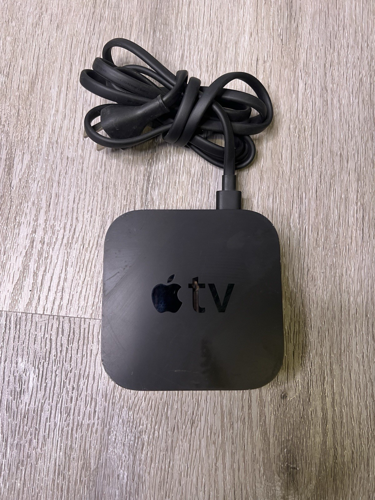 Apple TV A1625 4th Generation 32GB HD Streamer – UNIT ONLY