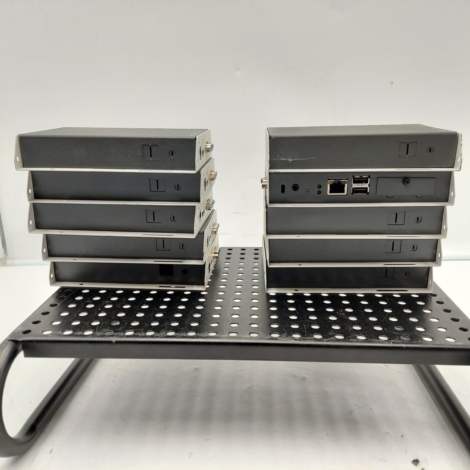 LOT OF 8 Digital Signage Media Appliance XMP-3250 Digital Media Player