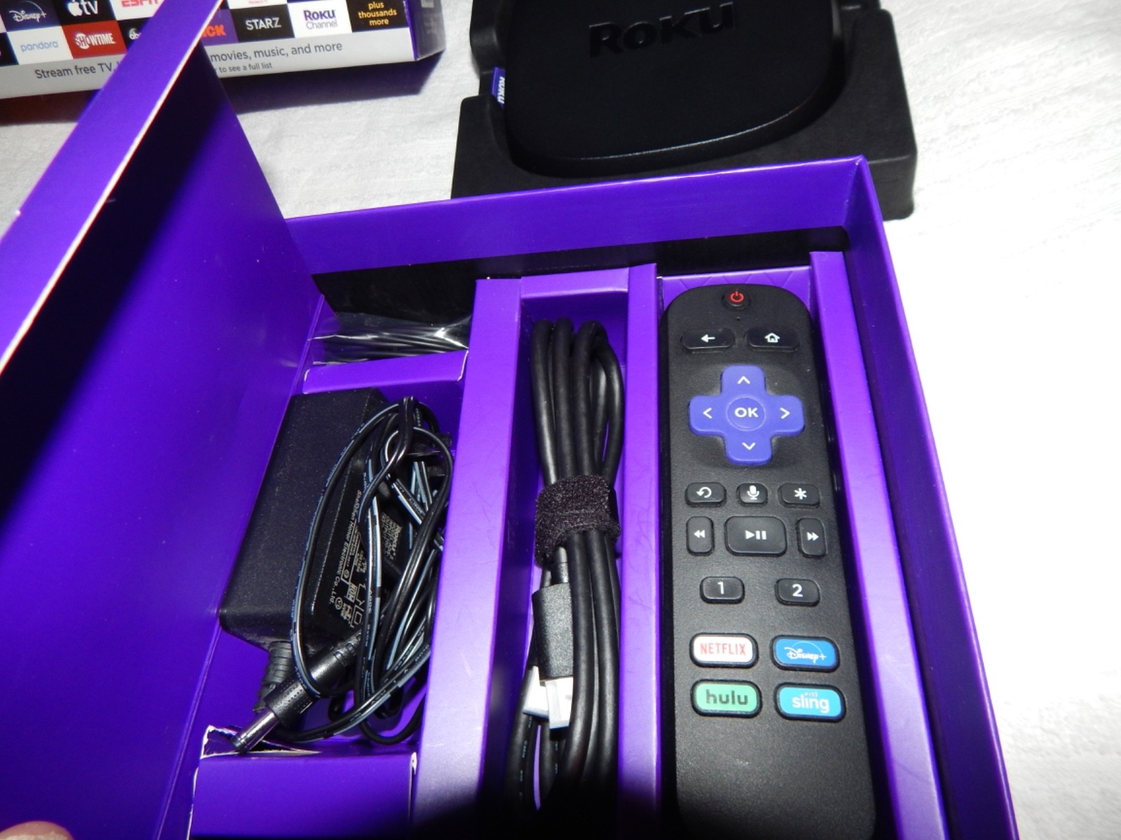 Roku Ultra 4800R 4K Streaming Media Player Gently Used w/ Box Remote Complete