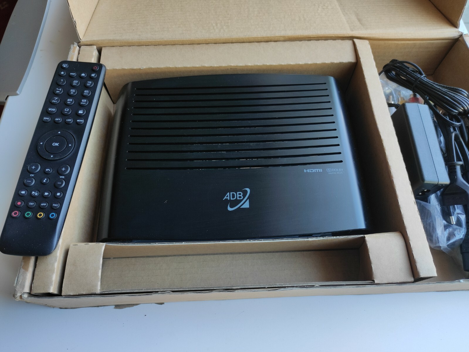 ADB-2721W Converter High Definition IPTV Set Top Box