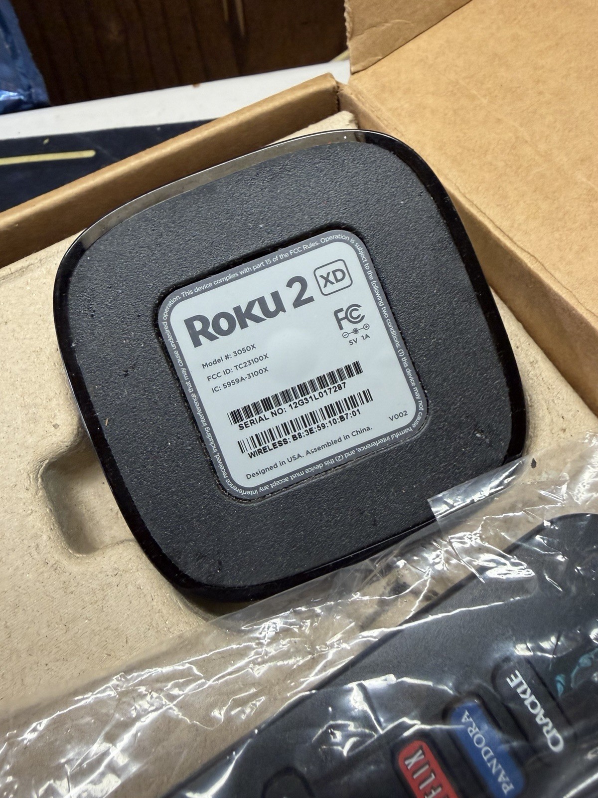 Roku 2 XD Box With Remote And Power Cord Streaming Player Model 3050X TESTED