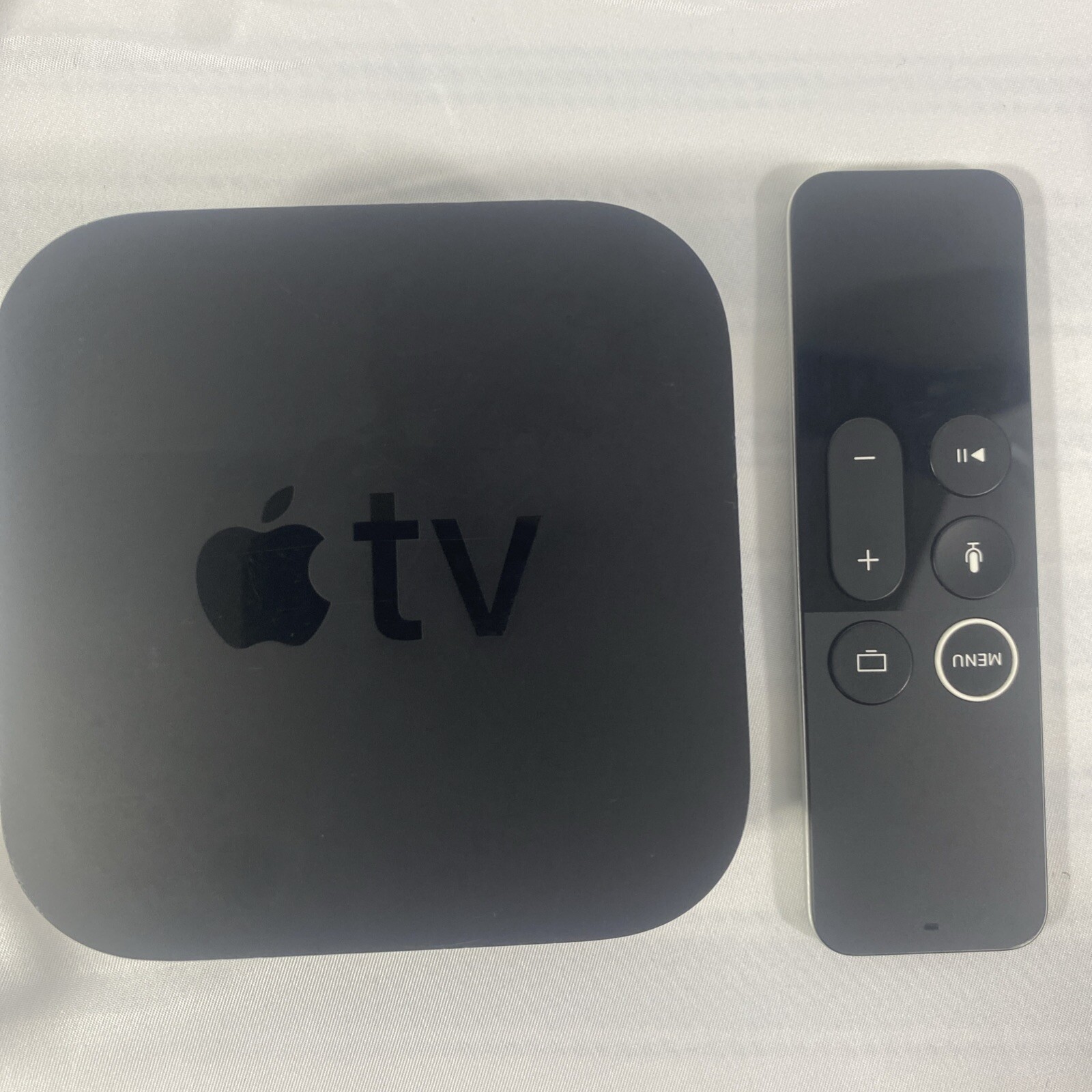 APPLE TV 4K MEDIA STREAMER | MP7P2LL/A | 64GB | BLACK | REMOTE +AC+ HDMI BUNDLE