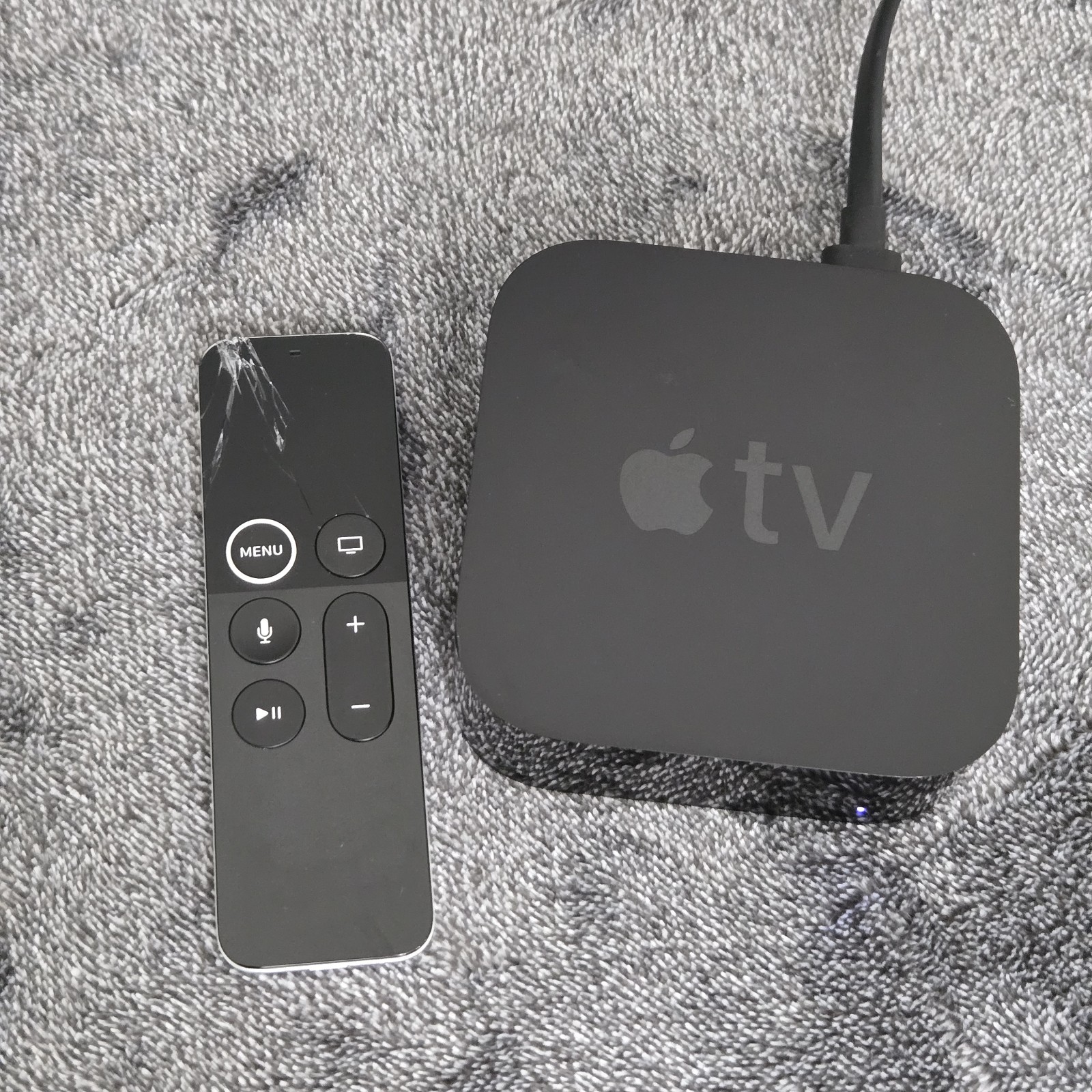 Apple TV 4K A1842 32GB Black Media Streamer With Power Cable & Remote – READ