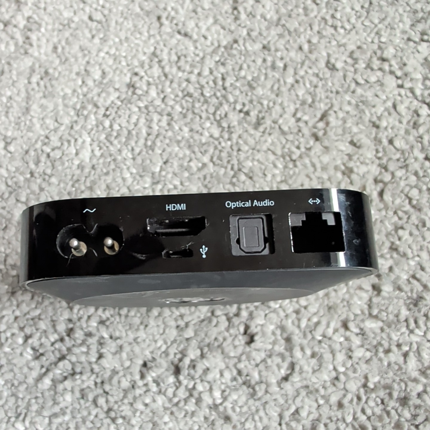 Apple A1378 Apple TV (2nd Gen) Media Streaming Player No Power Cable – Untested