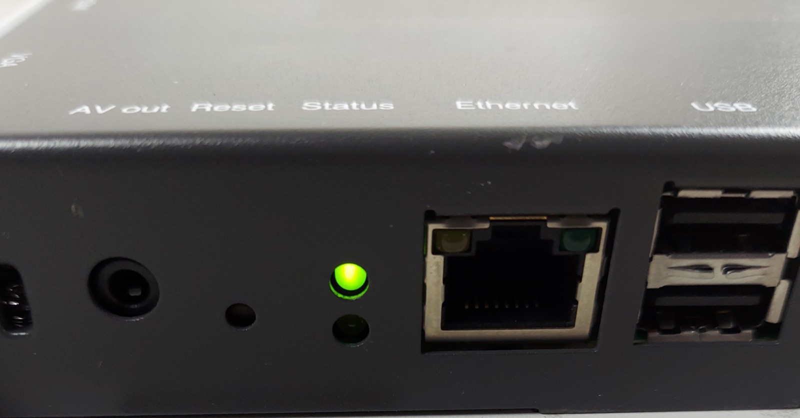 LOT OF 8 Digital Signage Media Appliance XMP-3250 Digital Media Player