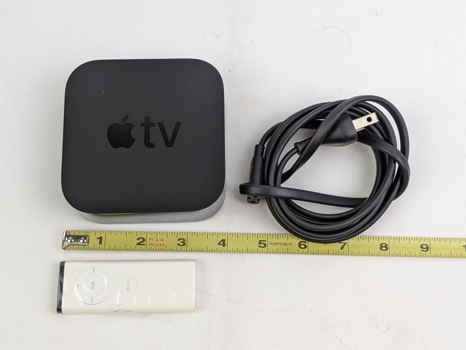 Apple TV 4K (1st Generation) 64GB HDR Media Streamer A1842 – Black