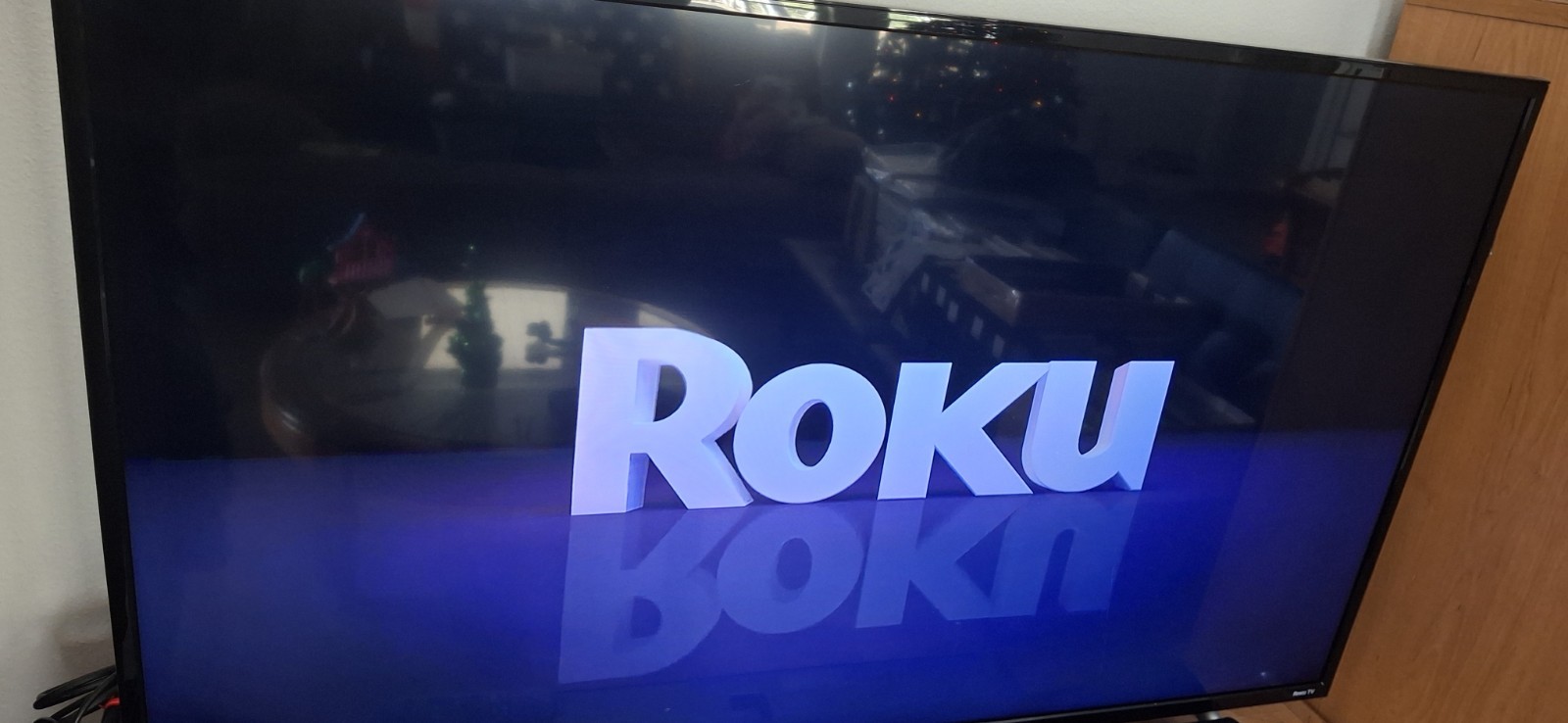Roku Premiere 3920RW SW HD/4K/HDR Streaming Media Player