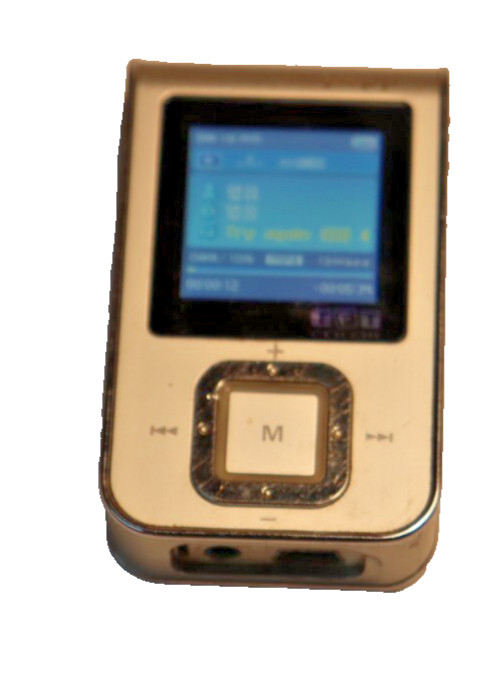 DIGITAL AUDIO PLAYER and Voice recorder – SAMSUNG -MODEL NO.YP-T7F – SILVER