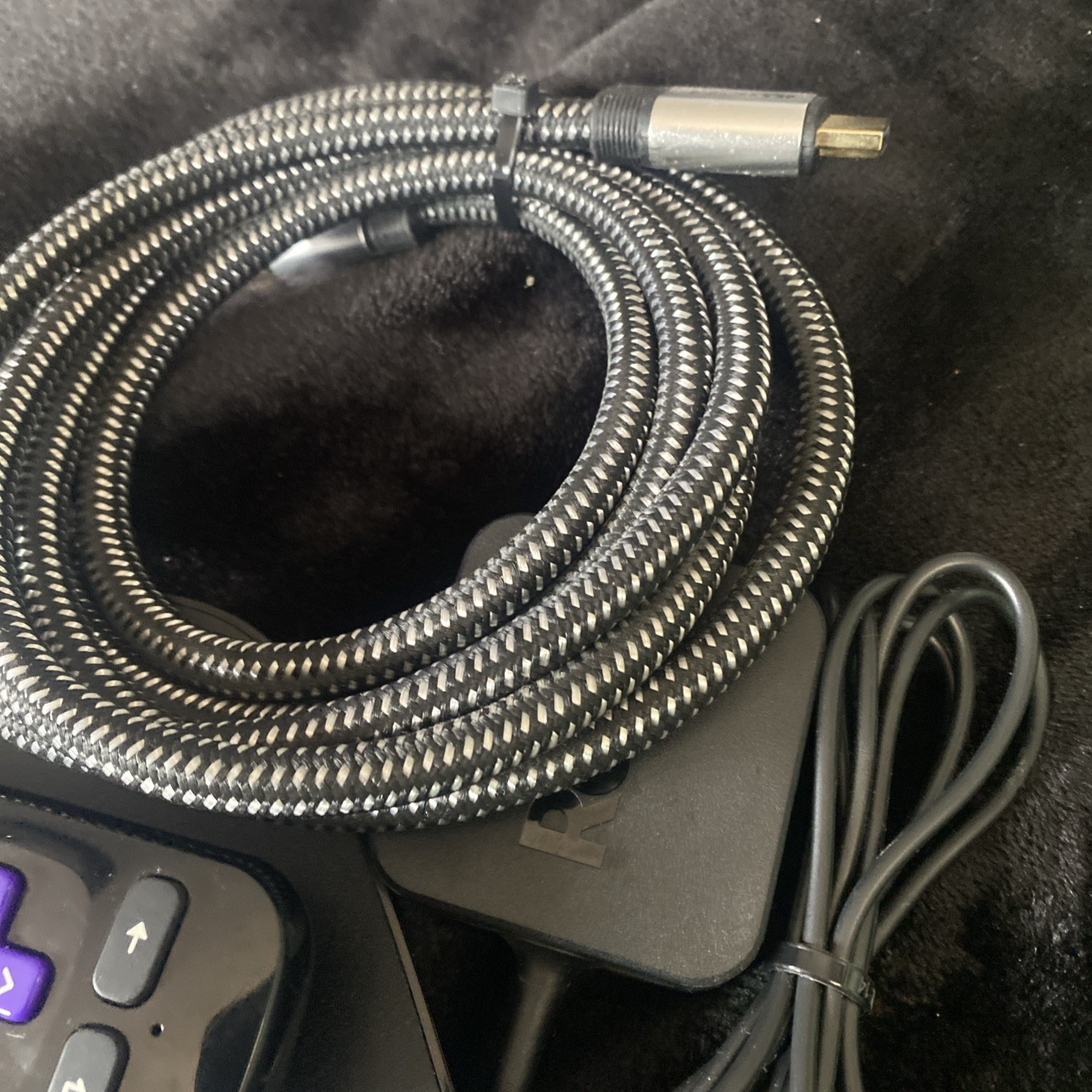 Roku 4 (4th Generation) Media Streamer 4400X – Black