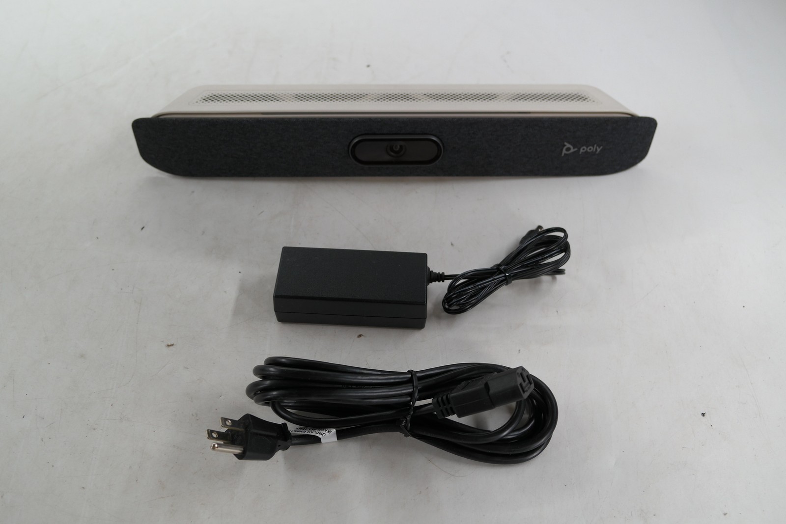 Poly Studio X30 Video Bar 4K HDMI USB Ethernet White Camera With Power Adapter