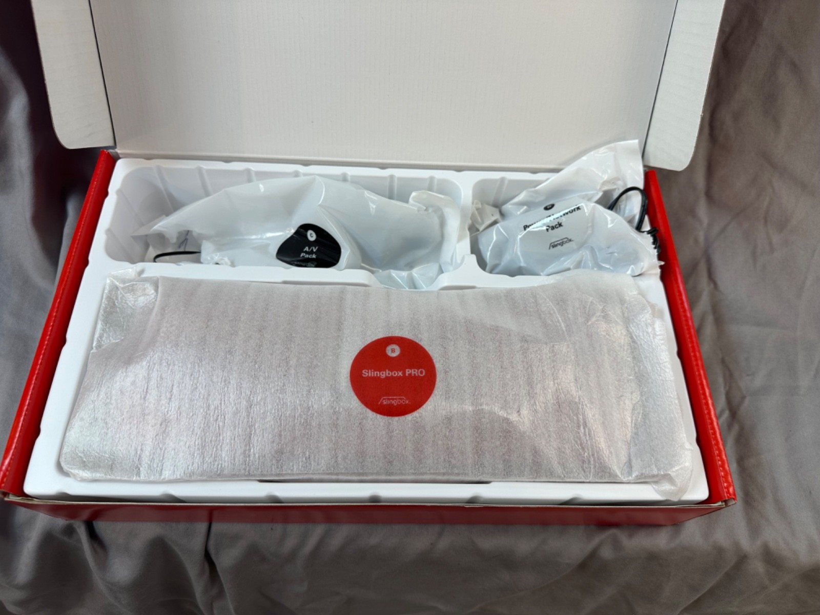 Sling Media Slingbox Pro SB200-100 Digital Media Streaming Streamer Box