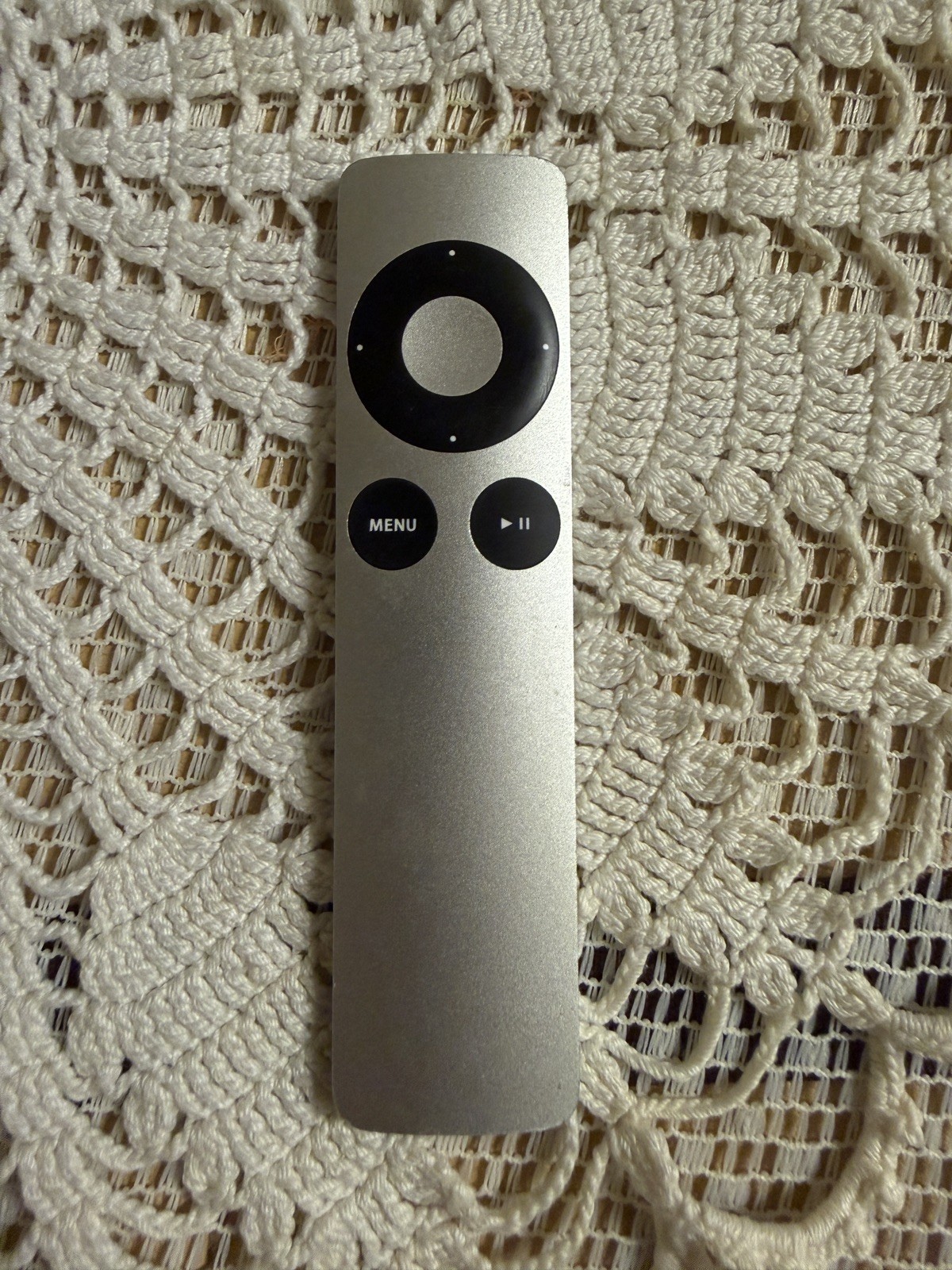 Apple TV 2nd Generation Media Streaming Player 720p HD Model A1378 MC572LL/A