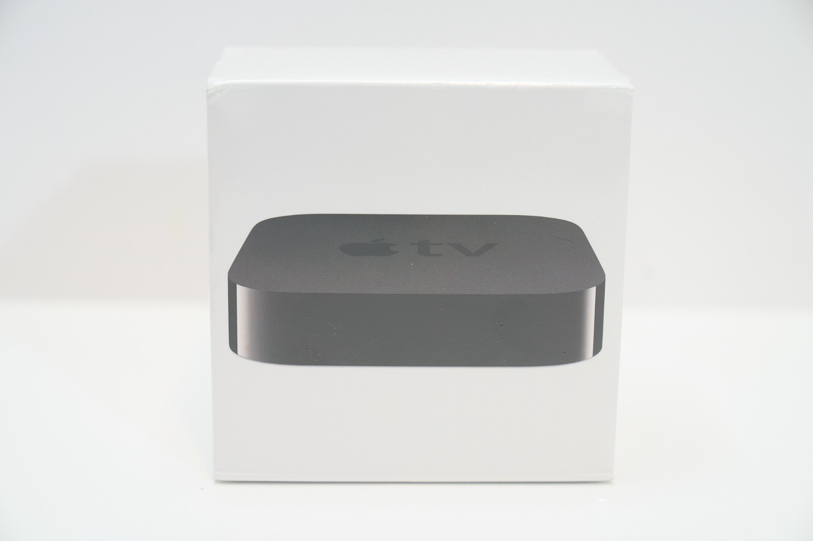 Apple TV (3rd Generation) 8GB Digital HD Media Streamer Factory Sealed