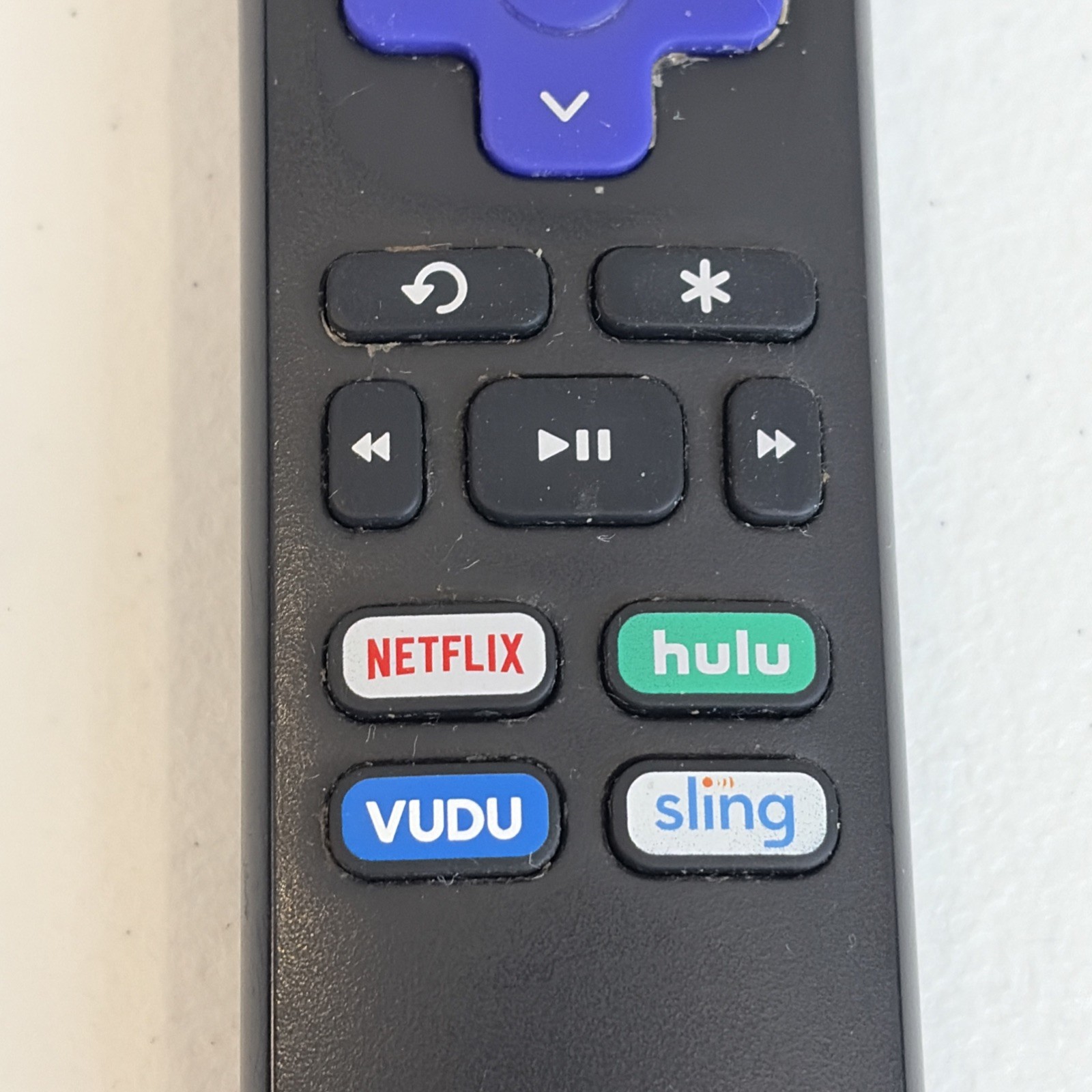 Roku 3930X Express HD Streaming Media Player w/ Remote & USB Outlet Adapter READ