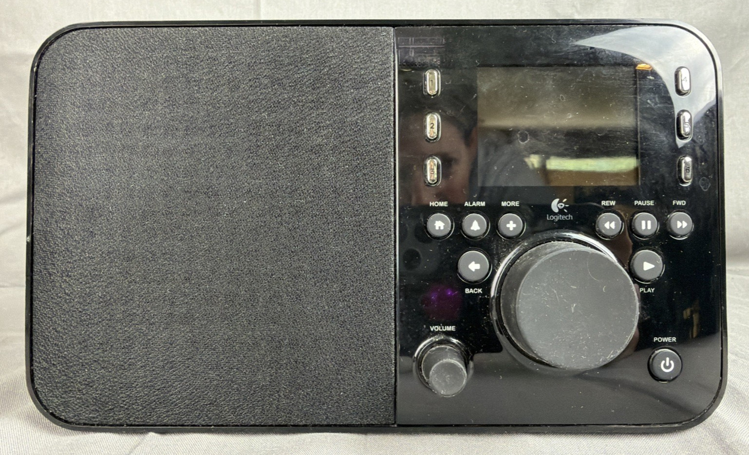 Logitech Squeezebox X-R0001 Smart WiFi Internet Radio Music Player w AC Power