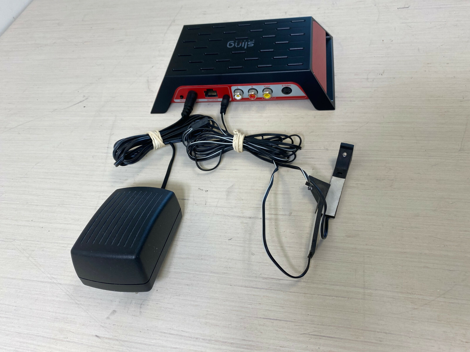 T6: Sling Media SB240-100 Digital HD Media Streamer