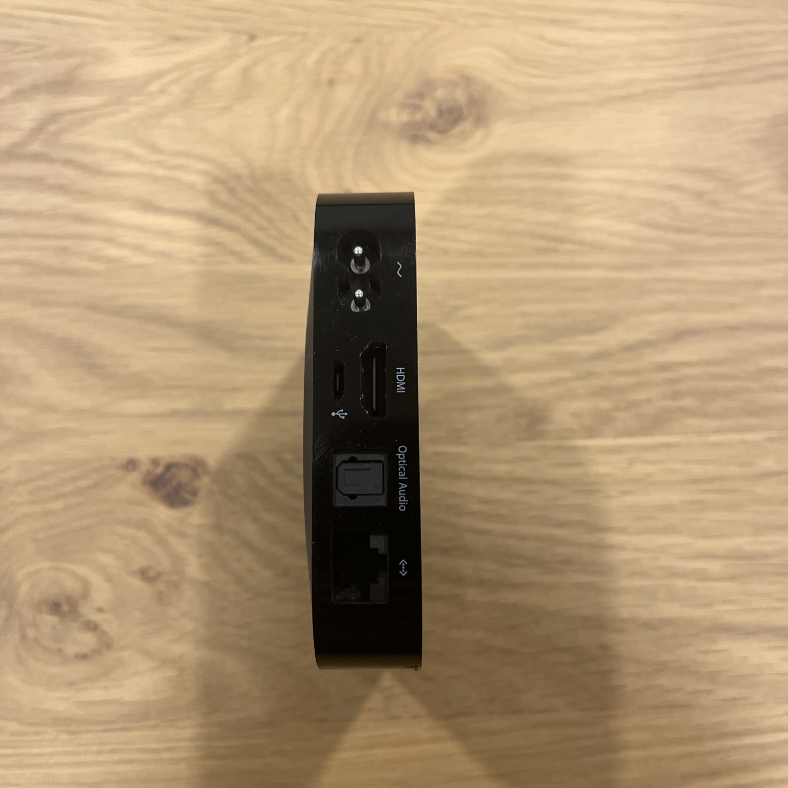 Apple TV HD (3rd Generation) Media Streamer – Model A1469 – 32GB – Includes Remo