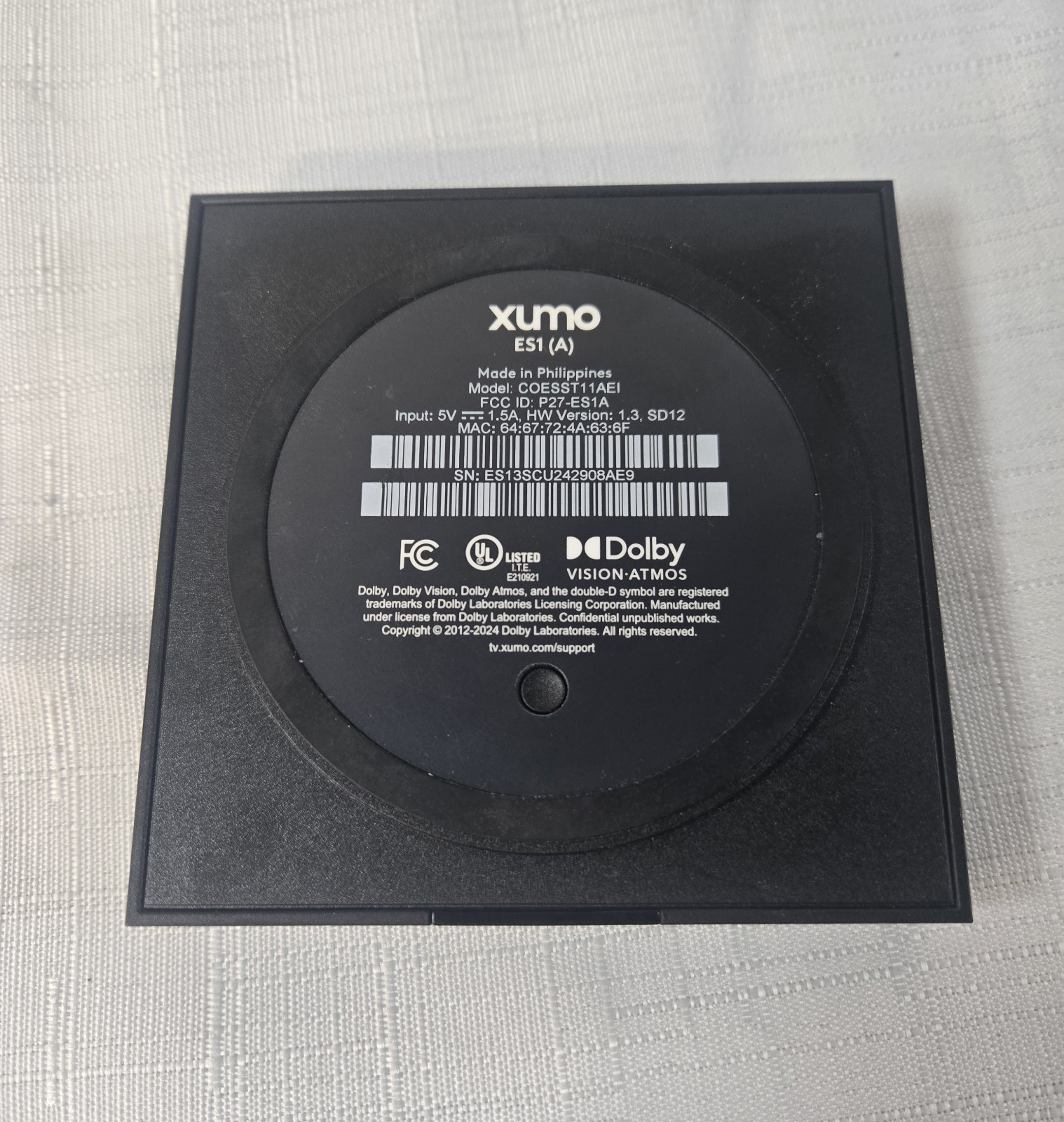 Xumo Stream Box 4K Streaming Media Player Model ES1 (A) COESST11AEI B42