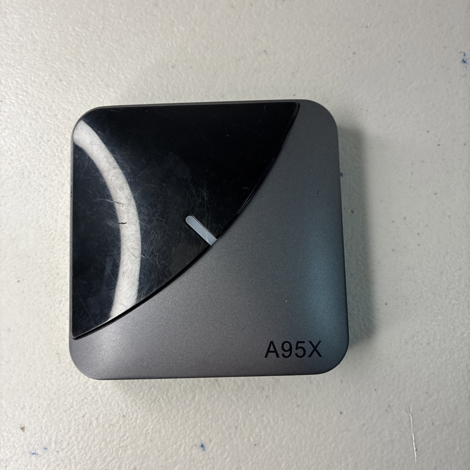 Smart TV BOX A95X F3 Air 2.4G/5G Dual Wifi RGB Light Amlogic S905X3 2gb 16gb