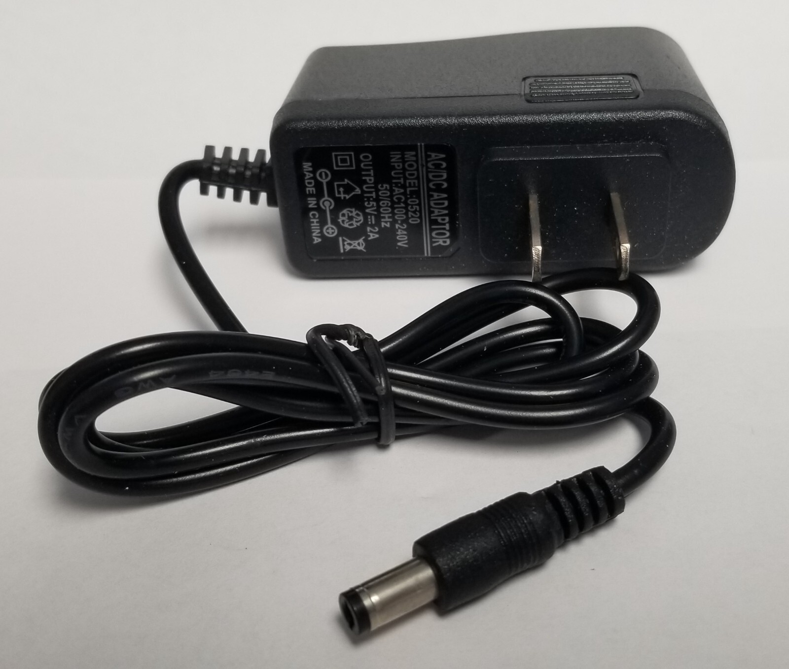 USA AC DC Adapter For LED Light Strips with output of 5V / 2A 5.5mm x 2.1mm