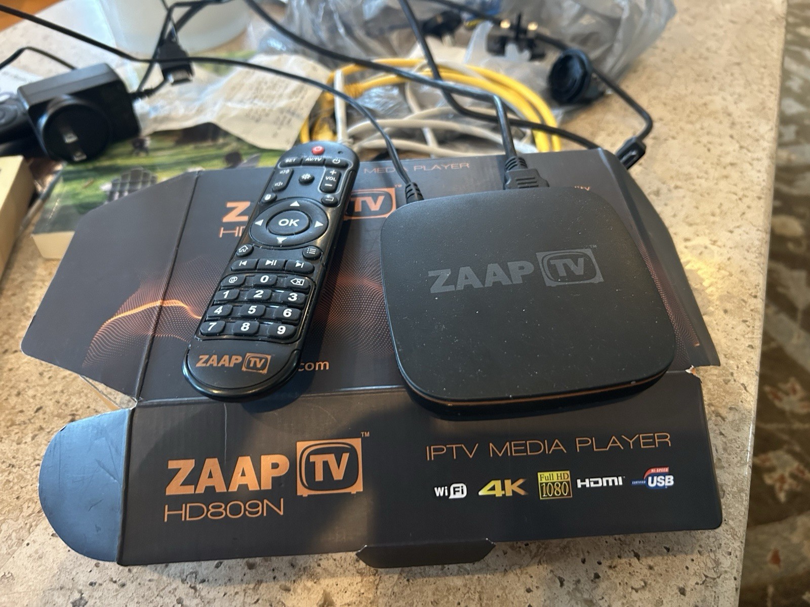 ZAAPTV HD809N IPTV Media Player 4K Wi-Fi HDMI USB Ethernet Remote & Accessories
