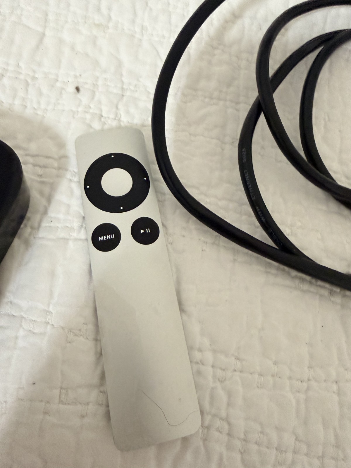 Apple TV 3rd Gen 2012 8GB Media Streamer – Black (MD199LL/A) PARTS only