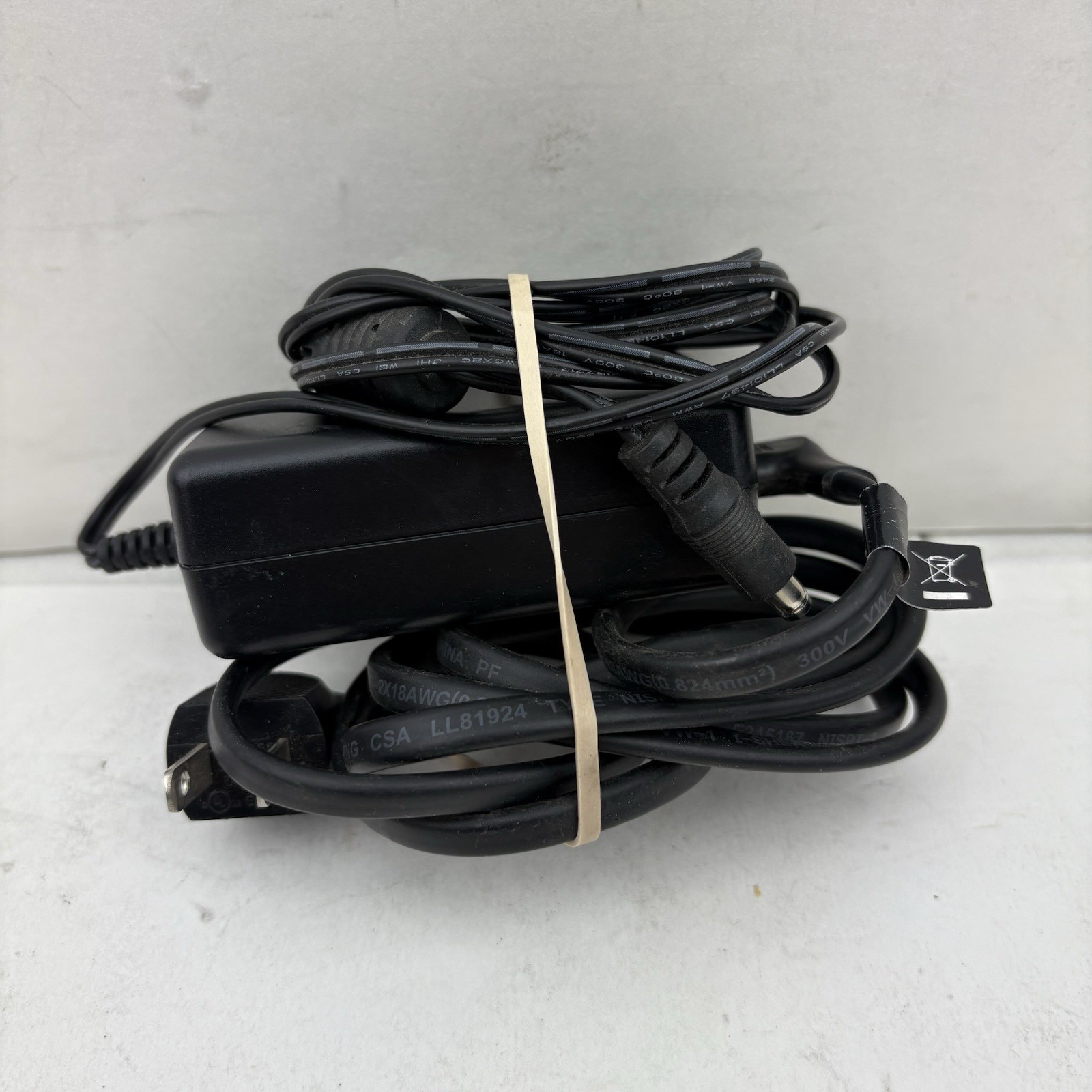 Nixeus Fusion HD Network Audio Video Player WiFi Model NX-1000 With Power Cable