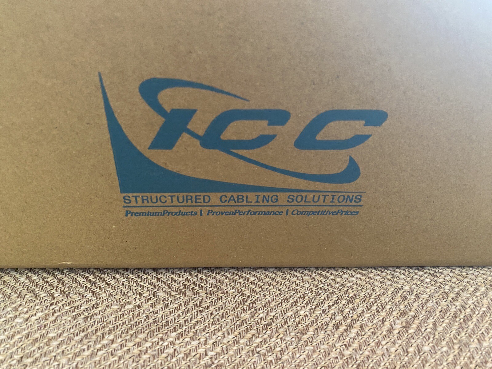 Icc ICRESDC9PK Combo Net Media Center 9In Plastic. New And Never Used!