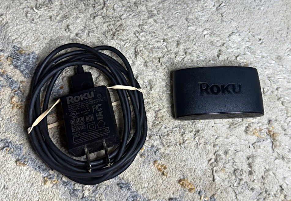Roku Express HD Media Streamer Model 3930X – no remote/HDMI