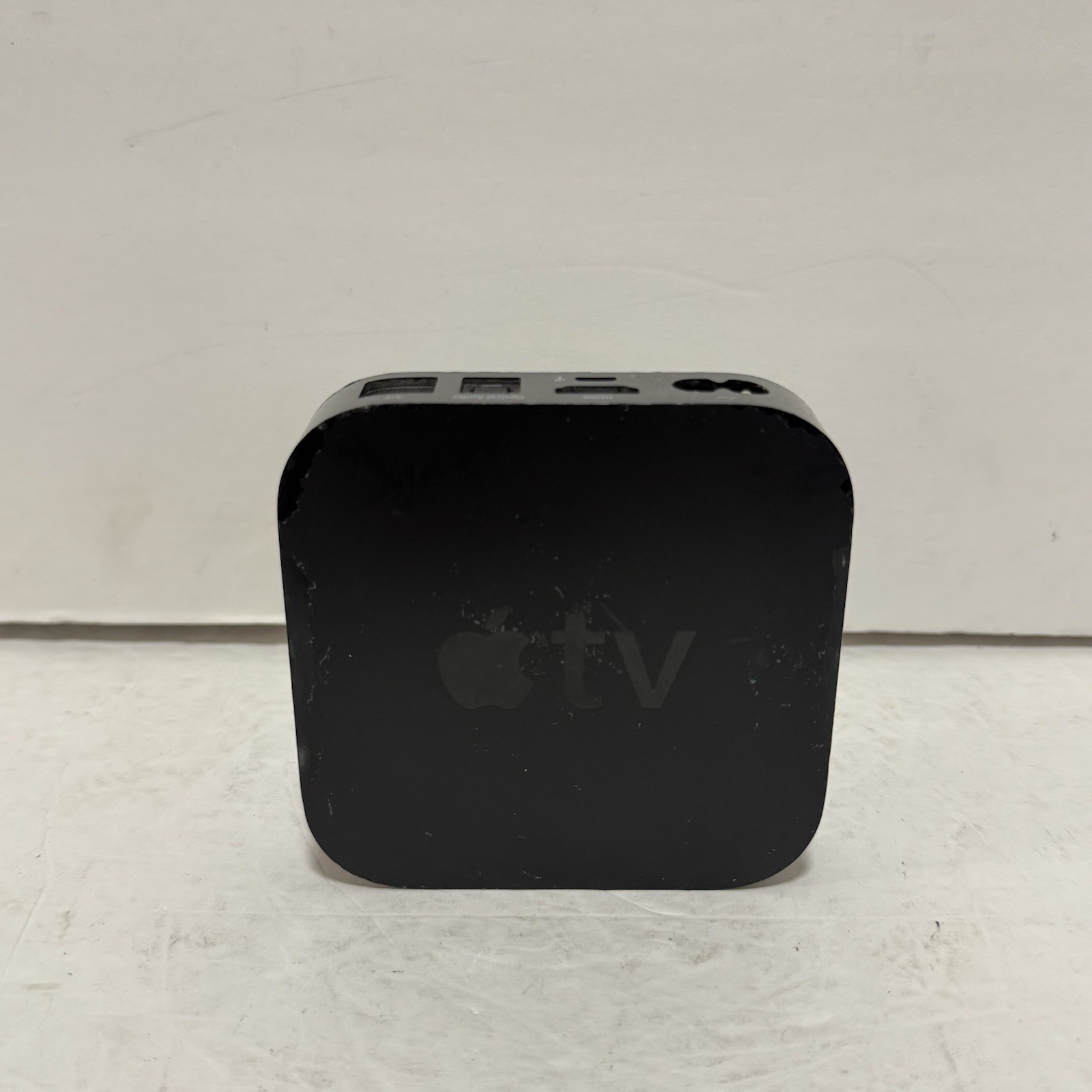 Apple TV A1378 2nd Generation Black Wireless HD Media Streamer