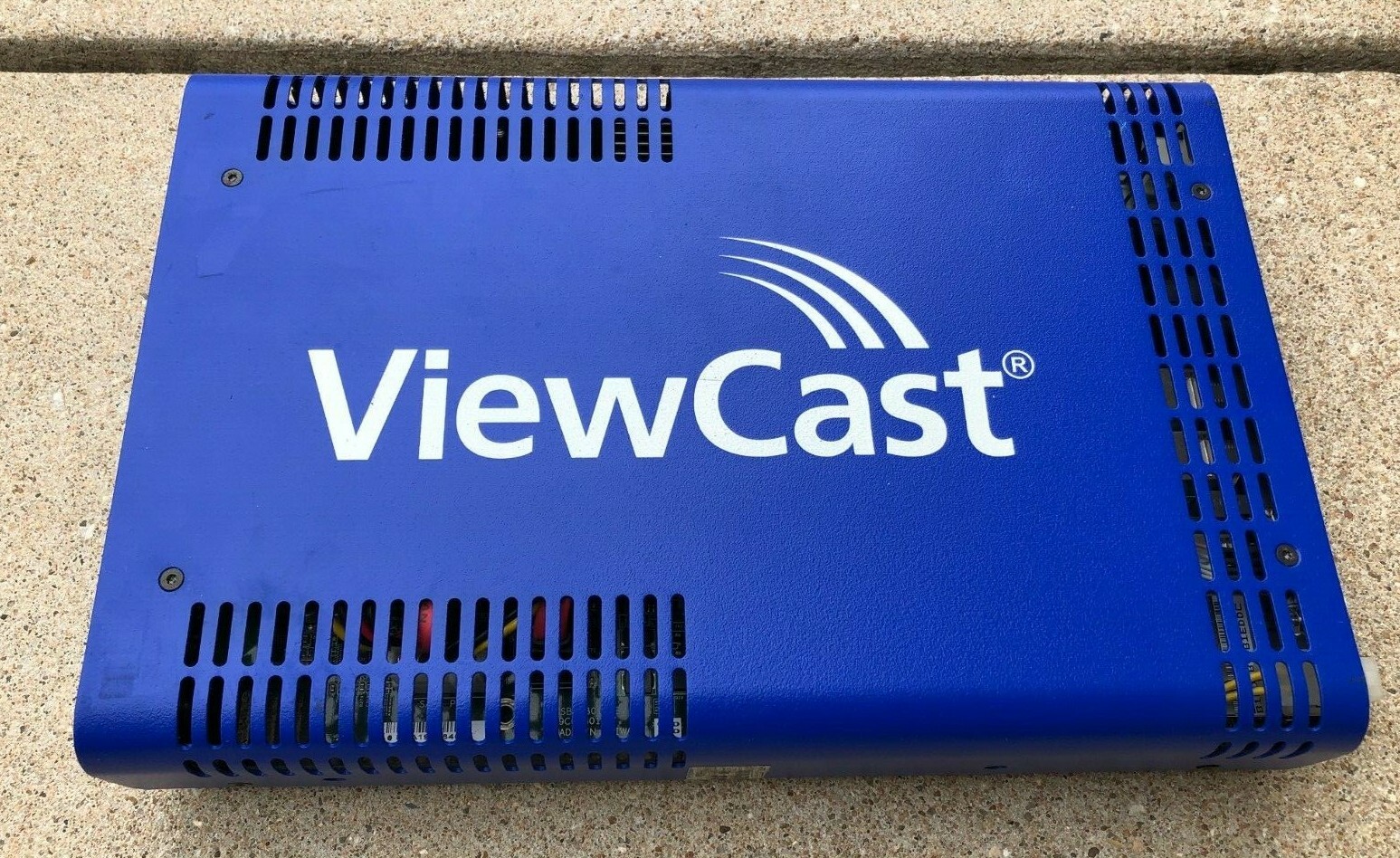 ViewCast Niagara 2100 Digital Media Streamer (Encoding Appliance) 96-01275 AS IS