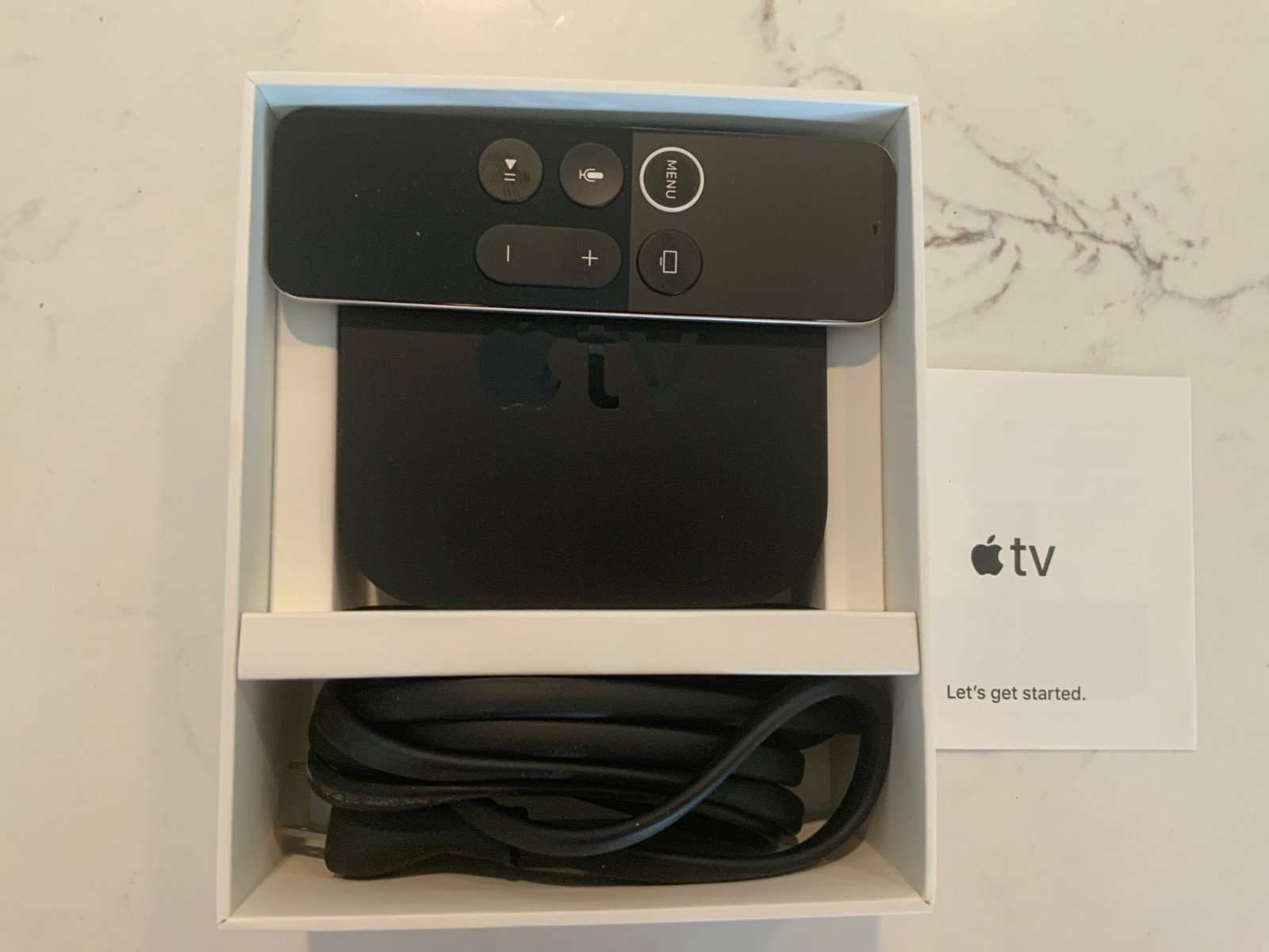 Apple TV 4K 1st Generation A1842 32GB with Remote and Cords