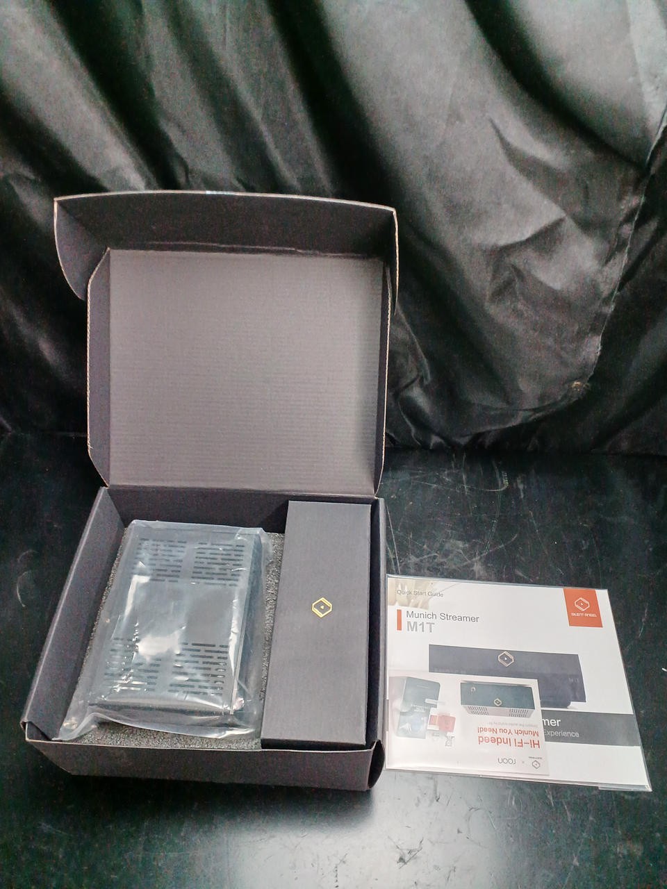 SILENT ANGEL M1T 4GB Network Transporter Hi-Res Audio Black W/BOX