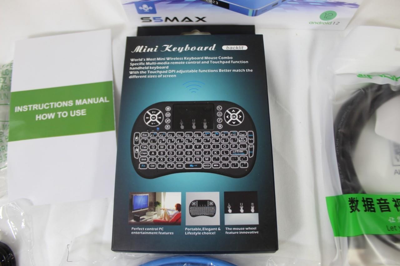 SuperBoxS5MAX Smart Media Player 5K Bundle with Accessories