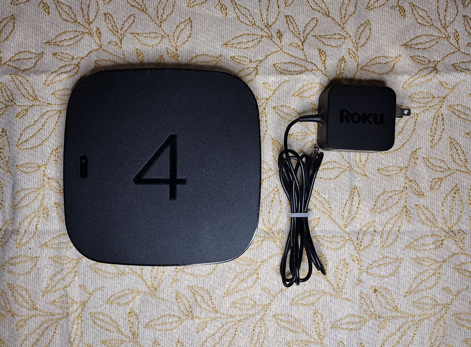 Roku 4 (4th Gen) Media Streamer 4400X W/ Power Adapter – Tested- No Remote!