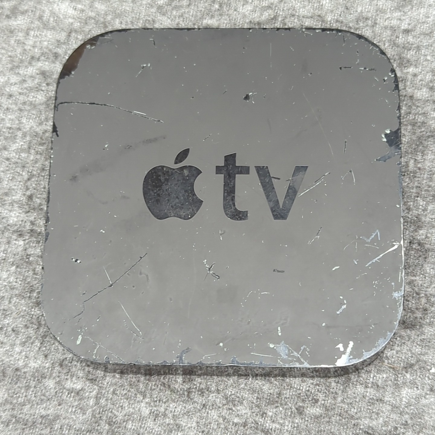 Apple TV 3rd Generation Digital HD 8GB Media Streaming Player A1469 Black