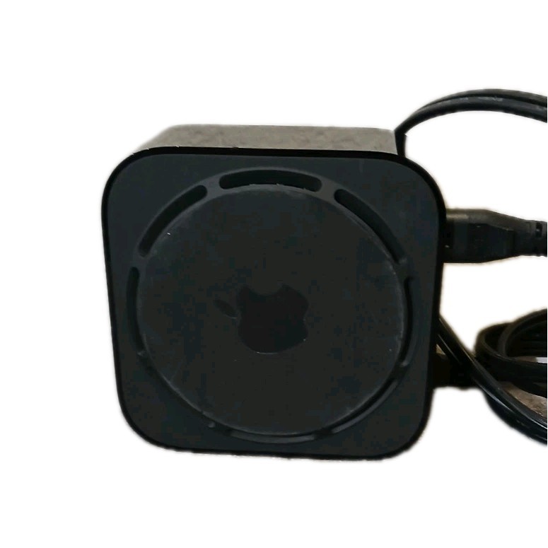 Apple TV (5th Generation) 4K 32GB HD Media Streamer A1842 With Remote Control