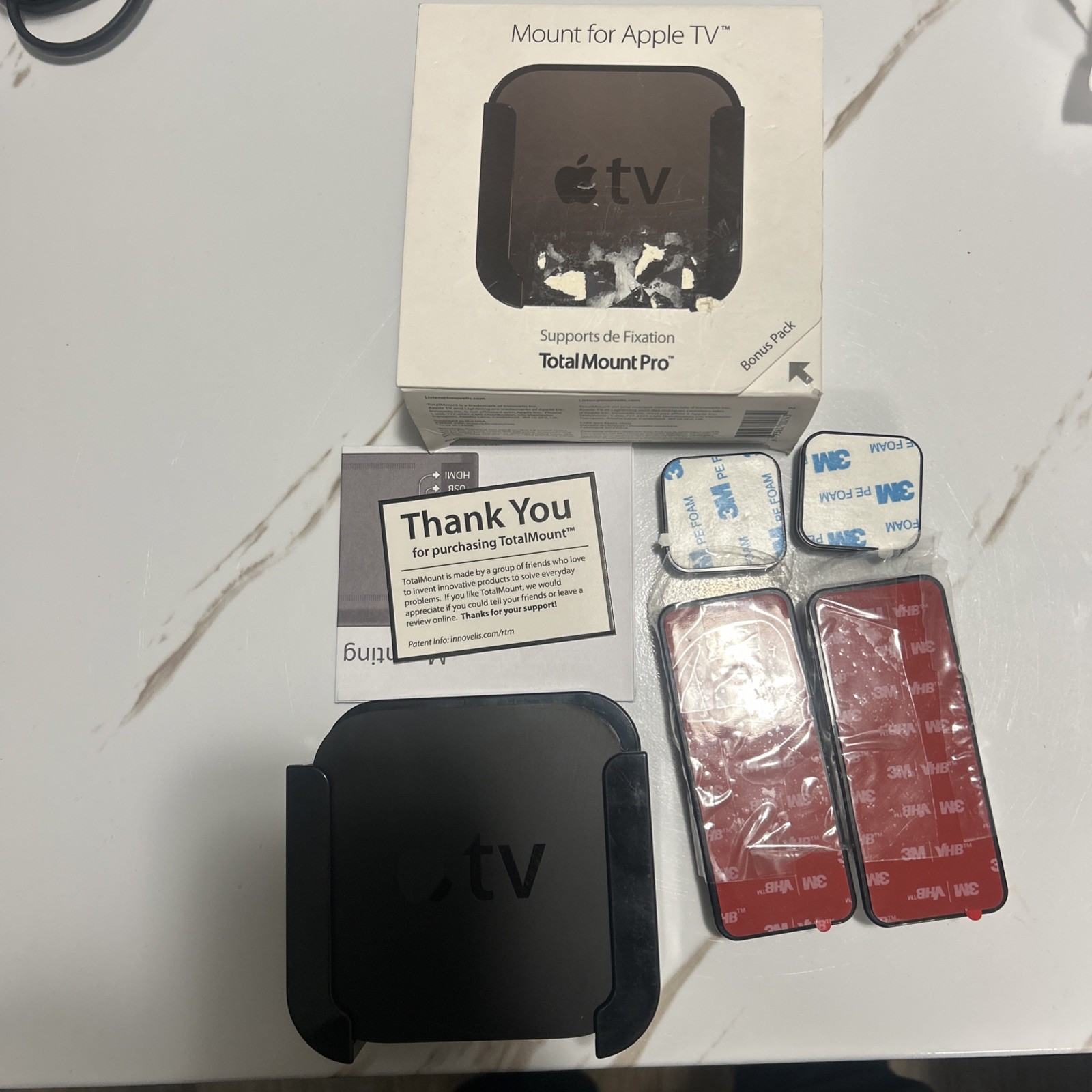 Apple TV 4th Gen A1625 32GB w/ Remote A1513, HDMI, Power Cable & TotalMount Pro