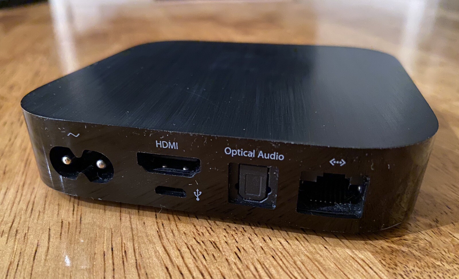 A1469 Apple TV 1080p Updated Restored – no remote or power cord – Apple Airplay