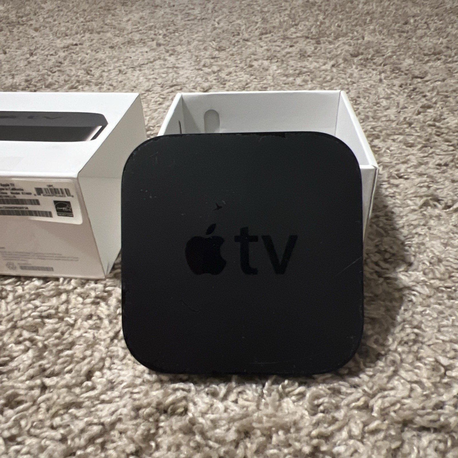 Apple TV: A1469 3rd Generation Media Streamer W/ Remote (No Power Cord)