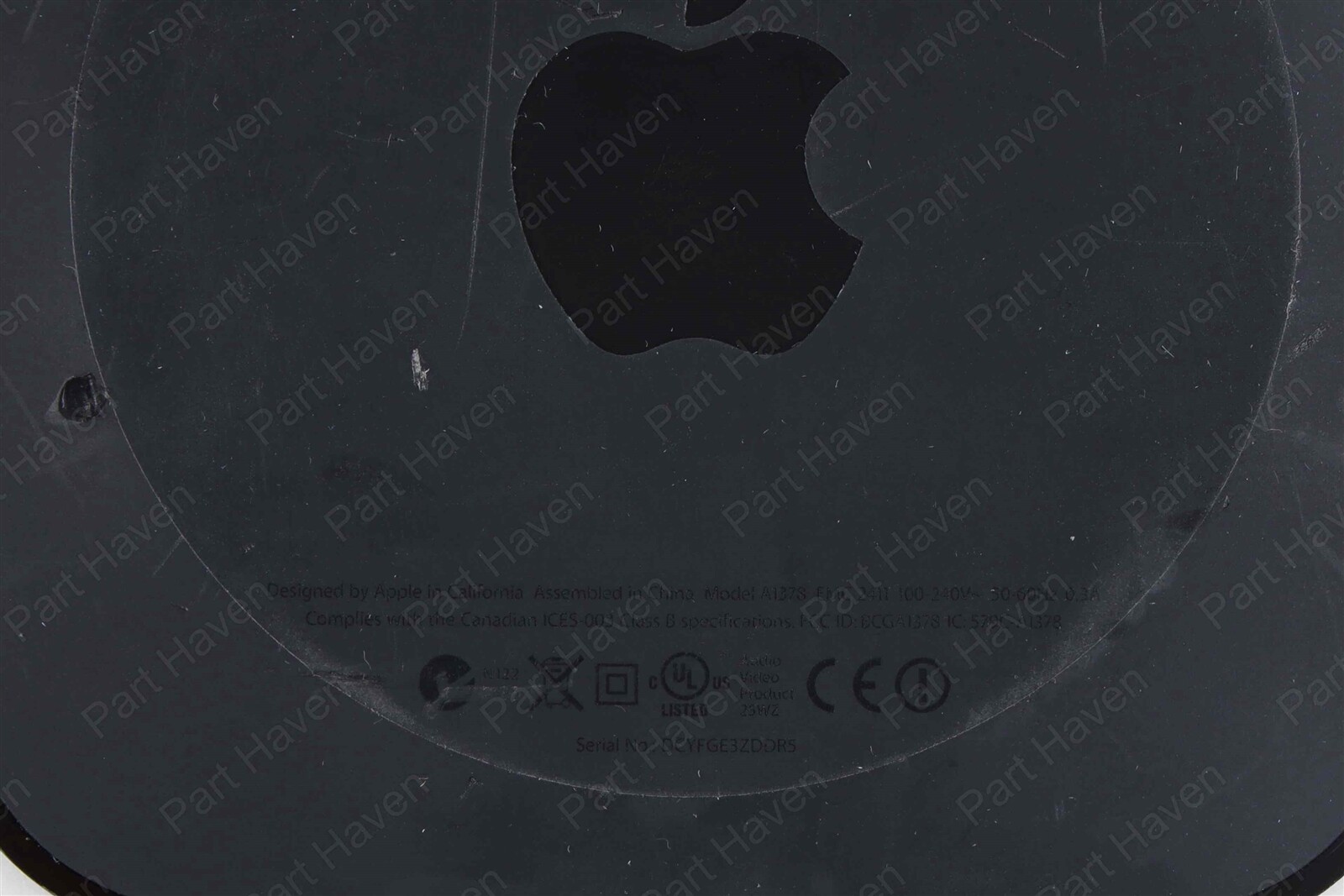 Apple TV 2nd Generation A1378 8GB Digital HD Media Streamer & Adapter MC572LL/A