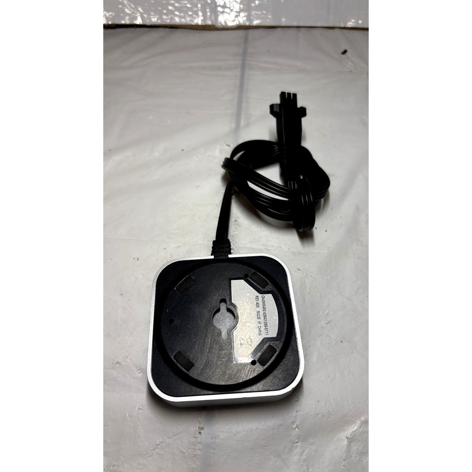 Dell Wireless Display Adapter Black Silver Miracast Screen Mirroring USB