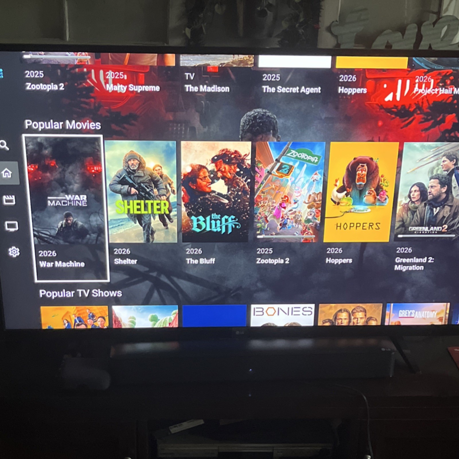LOADED ONN. 4K Device Google TV Dolby Audio Wi-Fi HDMI Voice Remote