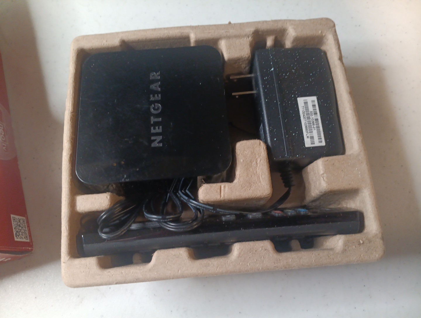 NetGear NeoTV HD TV Streaming Media Player Console Streamer NTV300SL