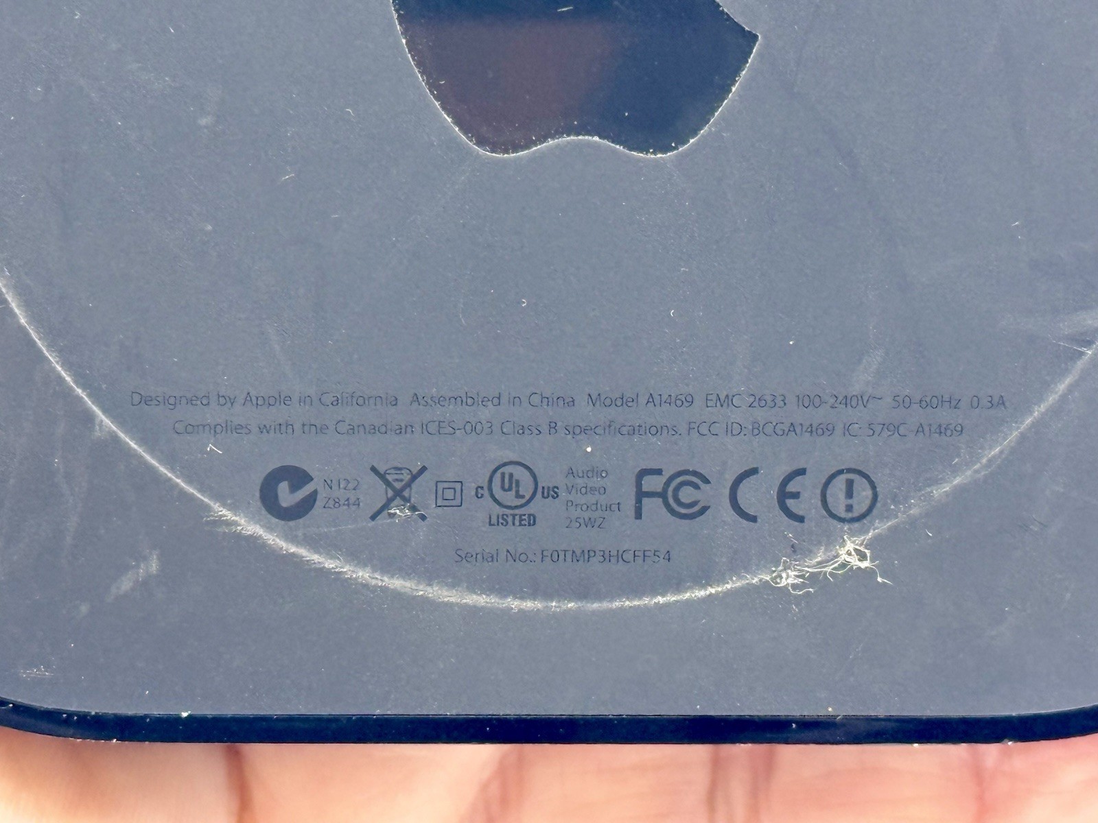 Apple TV 3rd Gen (Rev A) A1469 – Complete In Box – AirPlay & Optical Audio Hub