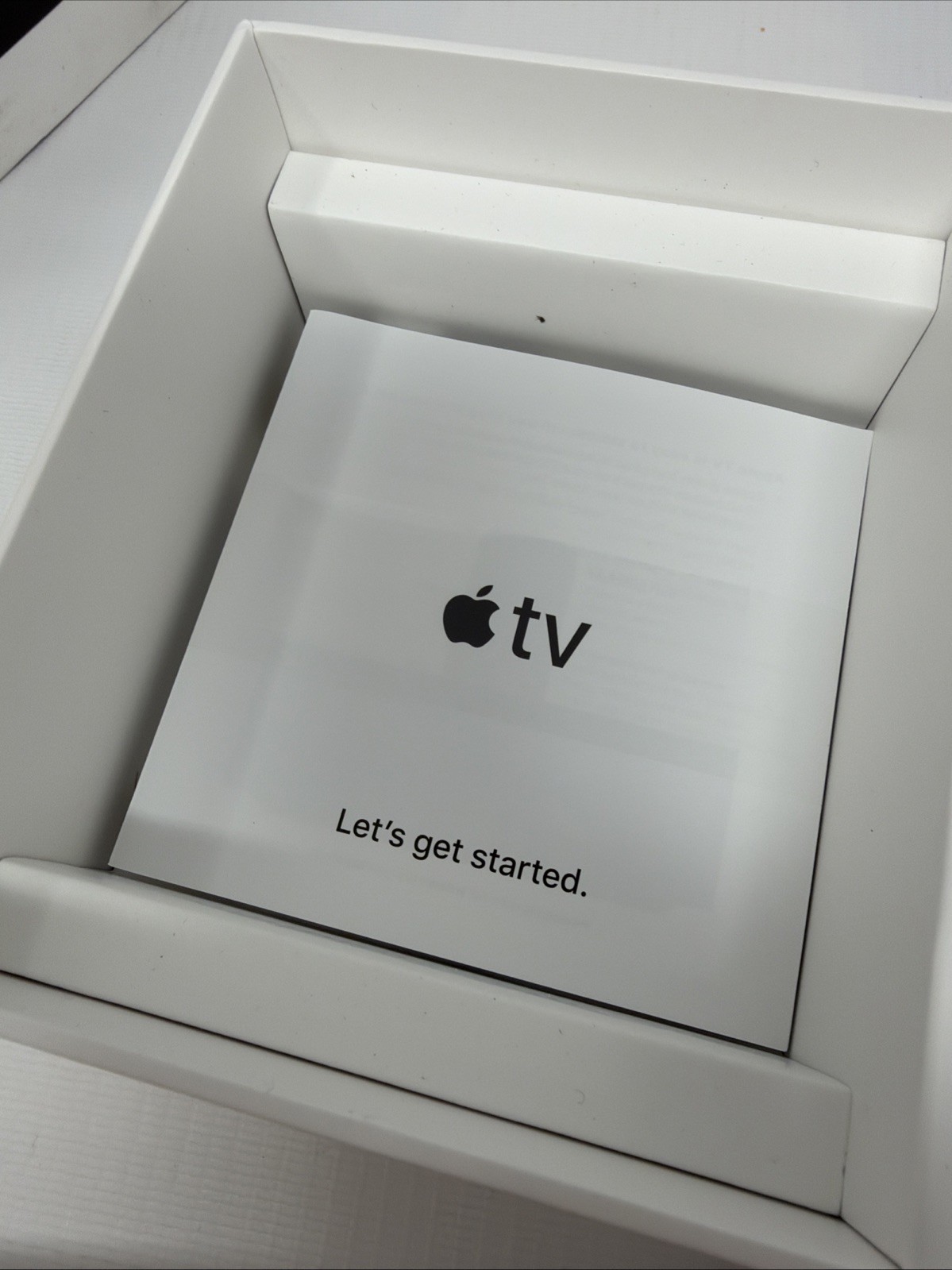 New Apple TV 4K HDR 64GB (1st Gen) HD Media Streamer MP7P2LL/A Never Used