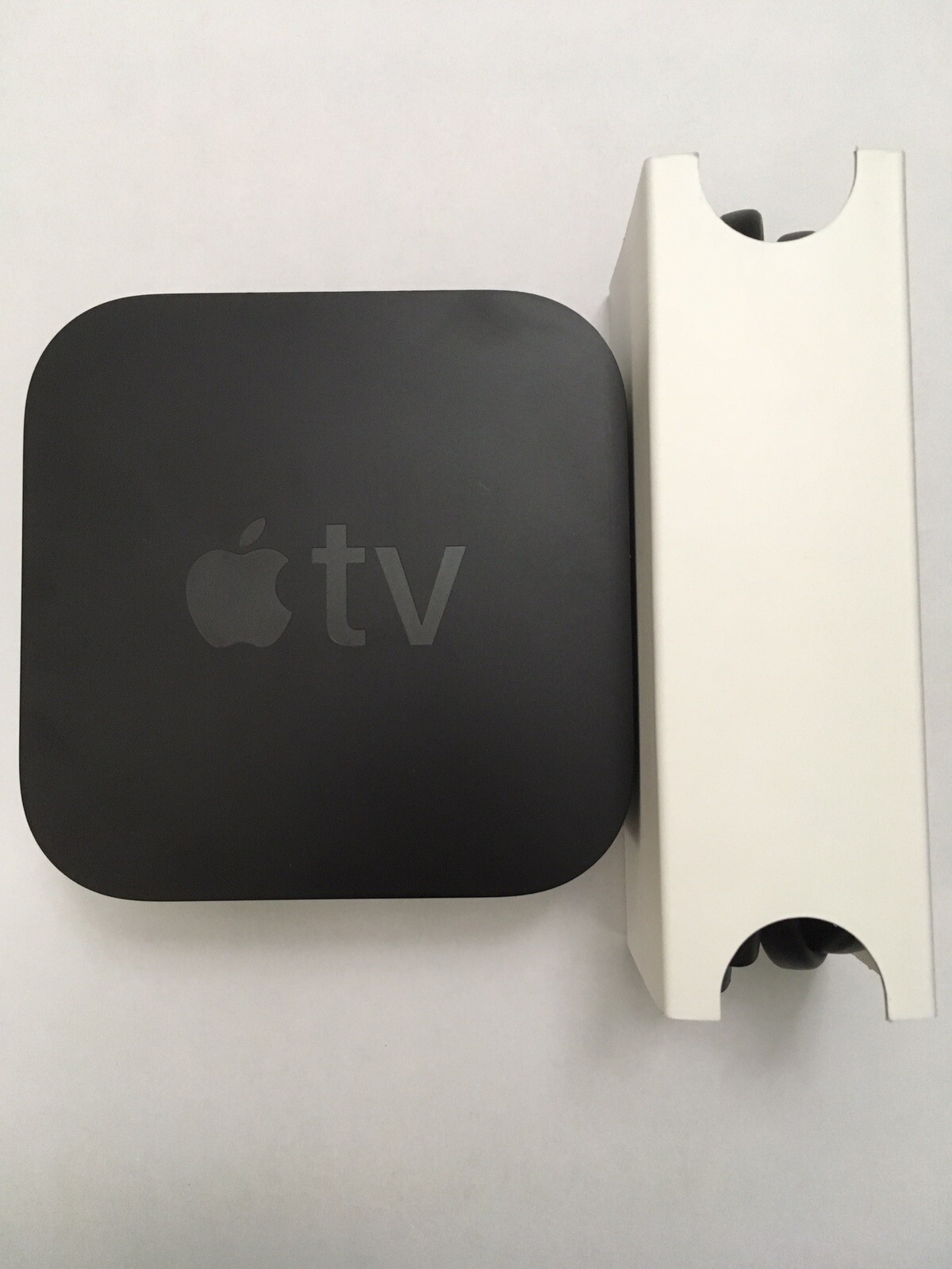 Apple TV 5th Generation 4K 32GB HD Media Streamer MQD22LL/A NO REMOTE CONTROL
