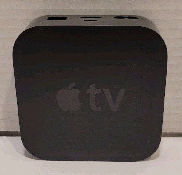 Apple TV HD 4th Gen 32GB Model A1625 W/ Power Cord, HDMI Cord, & Remote Tested