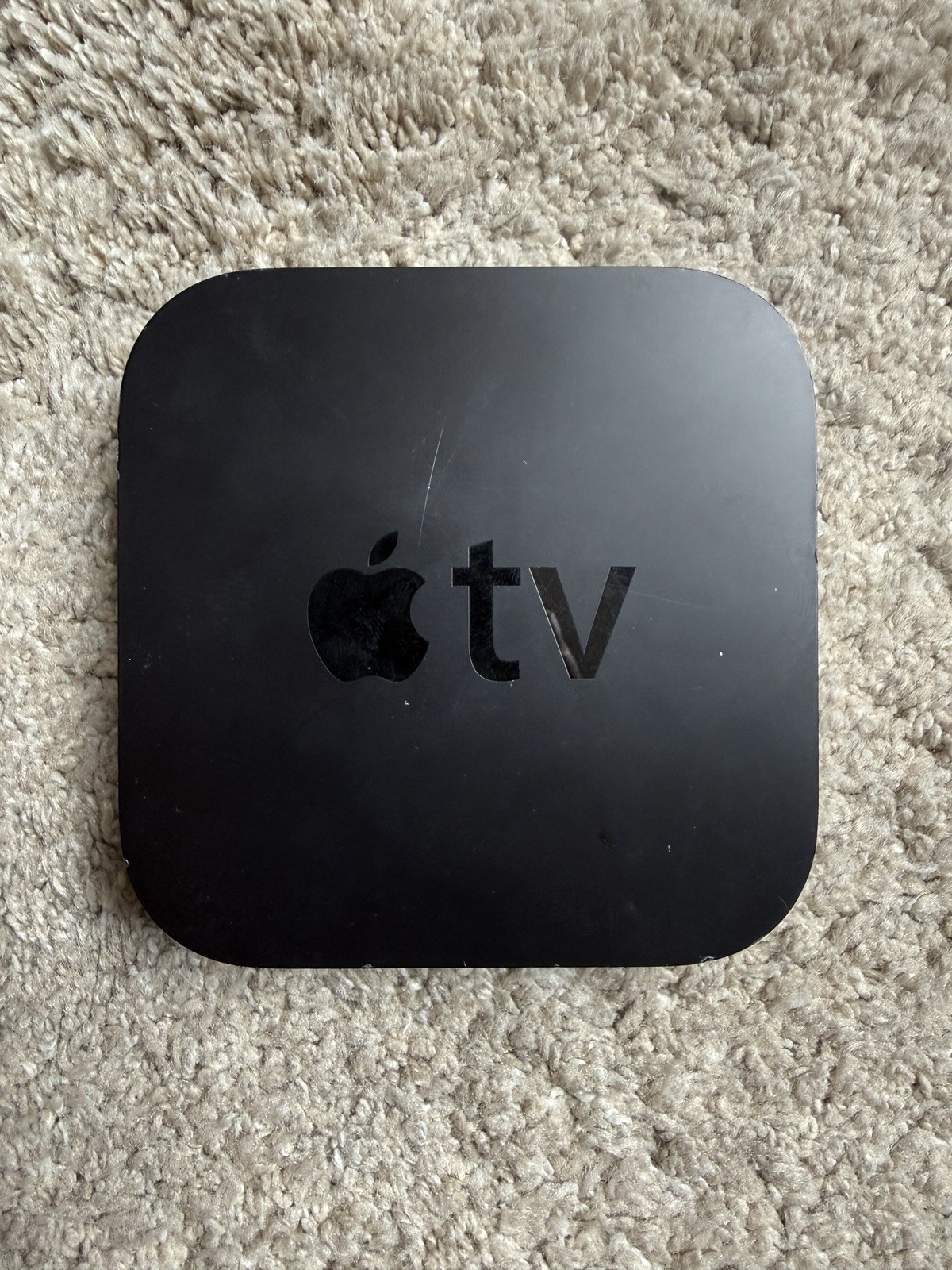 Apple TV (2nd Generation) With Cord and Controller – Black A1378